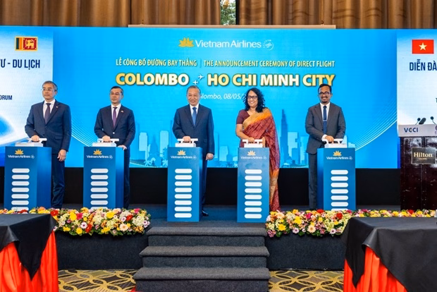 Tổng Bí thư, Chủ tịch nước Tô Lâm cùng các đại biểu thực hiện nghi lễ công bố mở đường bay thẳng kết nối TP.HCM và Colombo